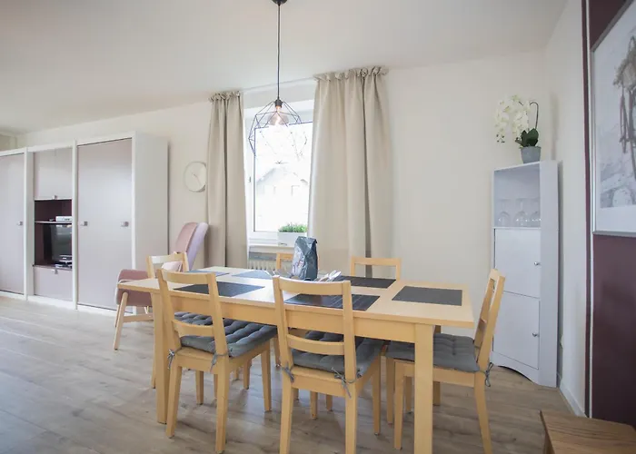 Welcome In - 'sahneblick' Met Balkon En Berging, Dichtbij De Skipistes Apartamento *